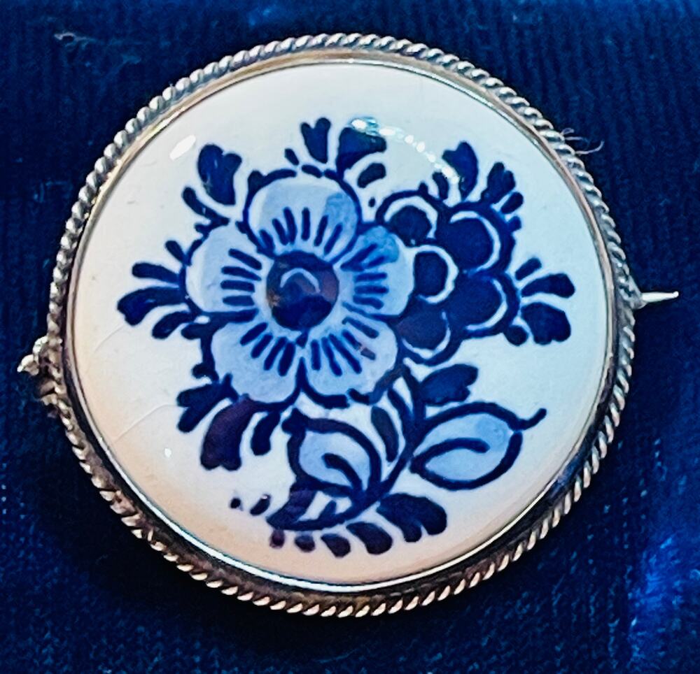 Delft Holland Porcelain Brooch 835 Silver Hand Painted Blue White Floral Pin